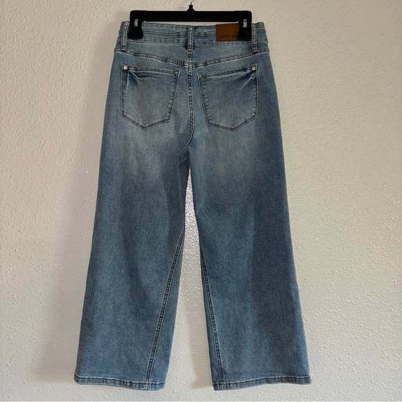 Judy Blue wide leg crop size 5/27 - Picture 3 of 8